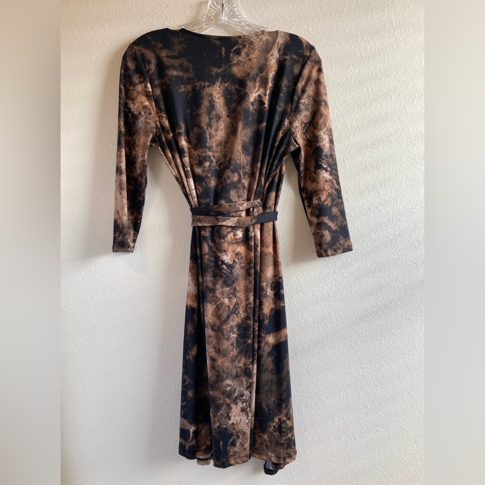 LuLaRoe Michelle Wrap Dress Brown Black Abstract Ice Wash Size XS - Picture 7 of 8